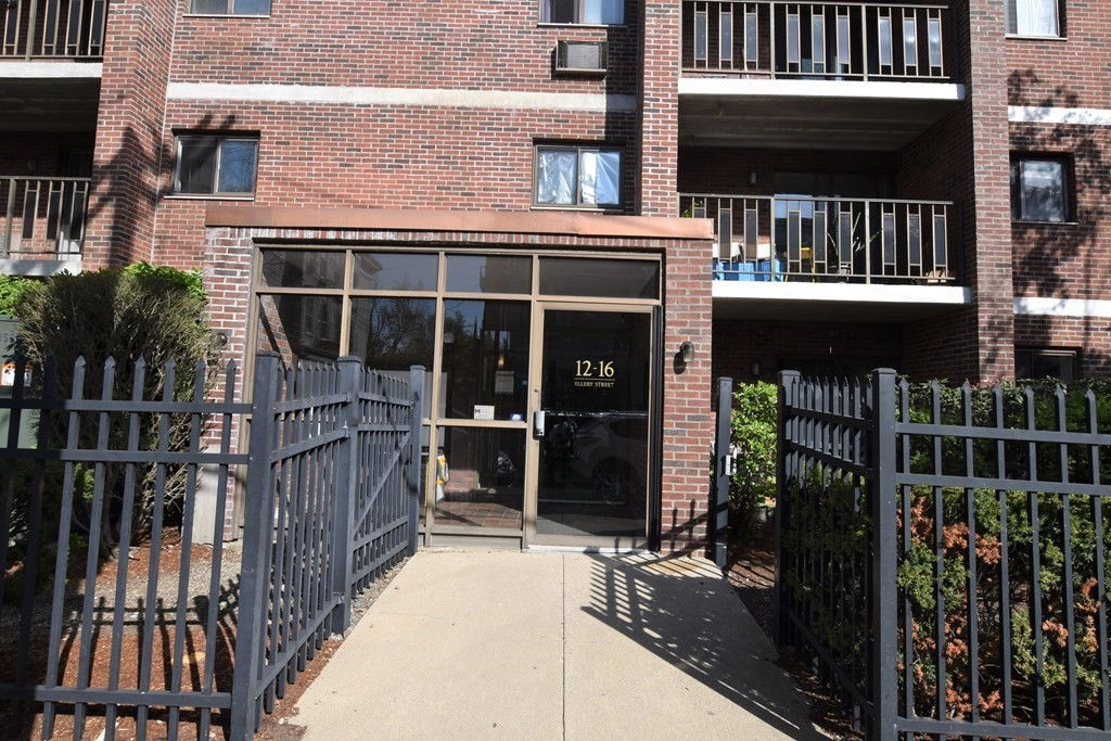 12-16 Ellery St 205, Cambridge, MA 02138