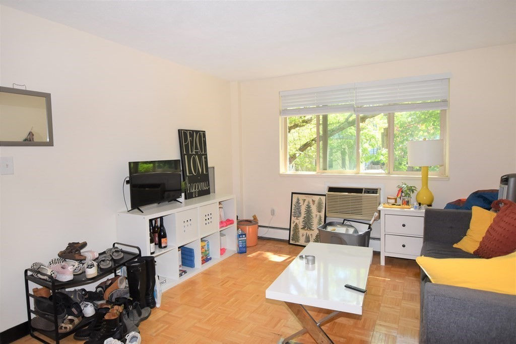 33 Cogswell Ave 5, Cambridge, MA 02140