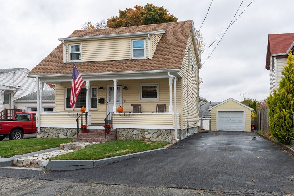 22 Beech St, Saugus, MA 01906