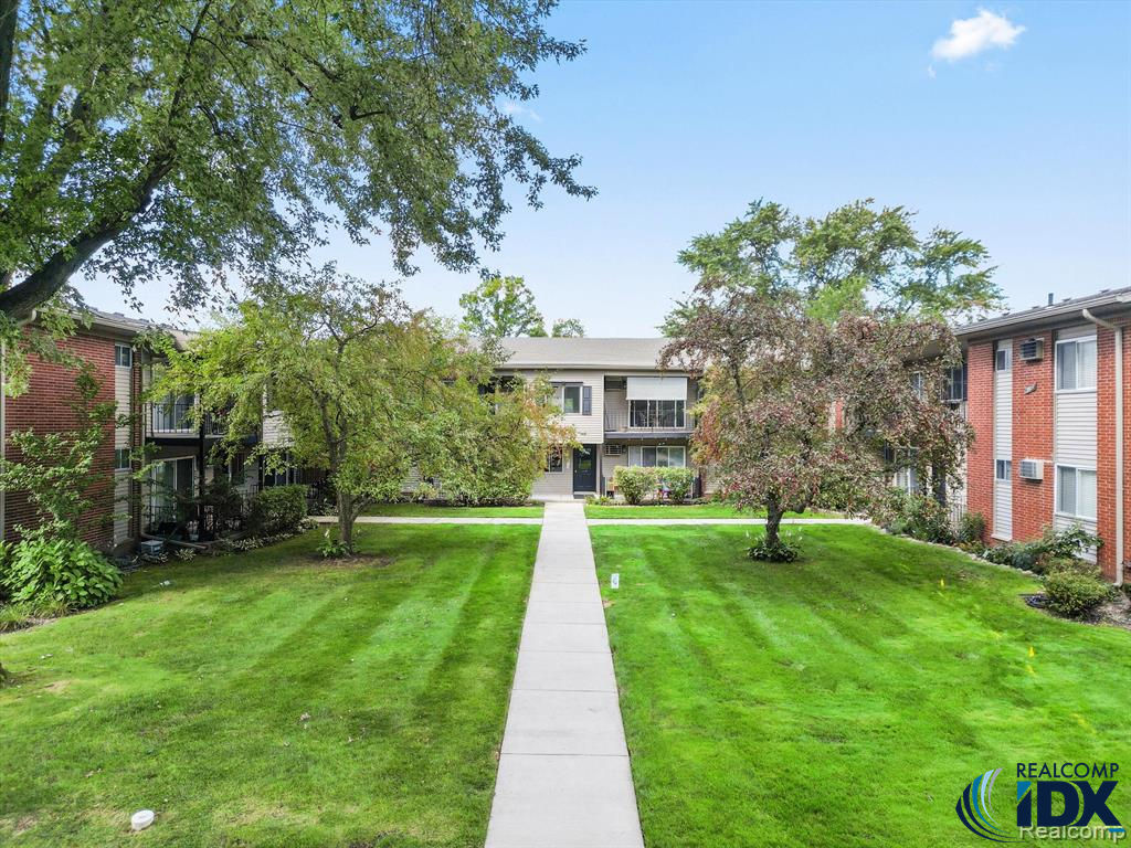 3927 Benjamin Avenue, Royal Oak, MI 48073