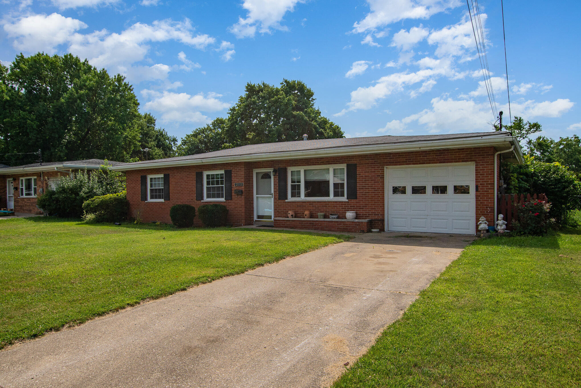 213 Roberta Avenue, Florence, KY 41042