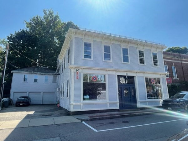 28 South Street 12, Hingham, MA 02043