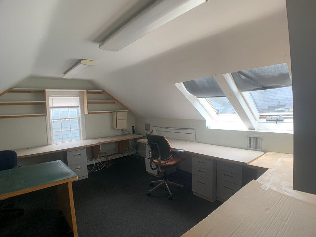 40 North Street 2a, Hingham, MA 02043 now has a new price of 1,500