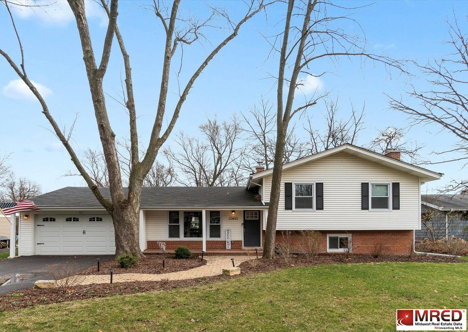 23w115 Blackcherry Lane, Glen Ellyn, IL 60137