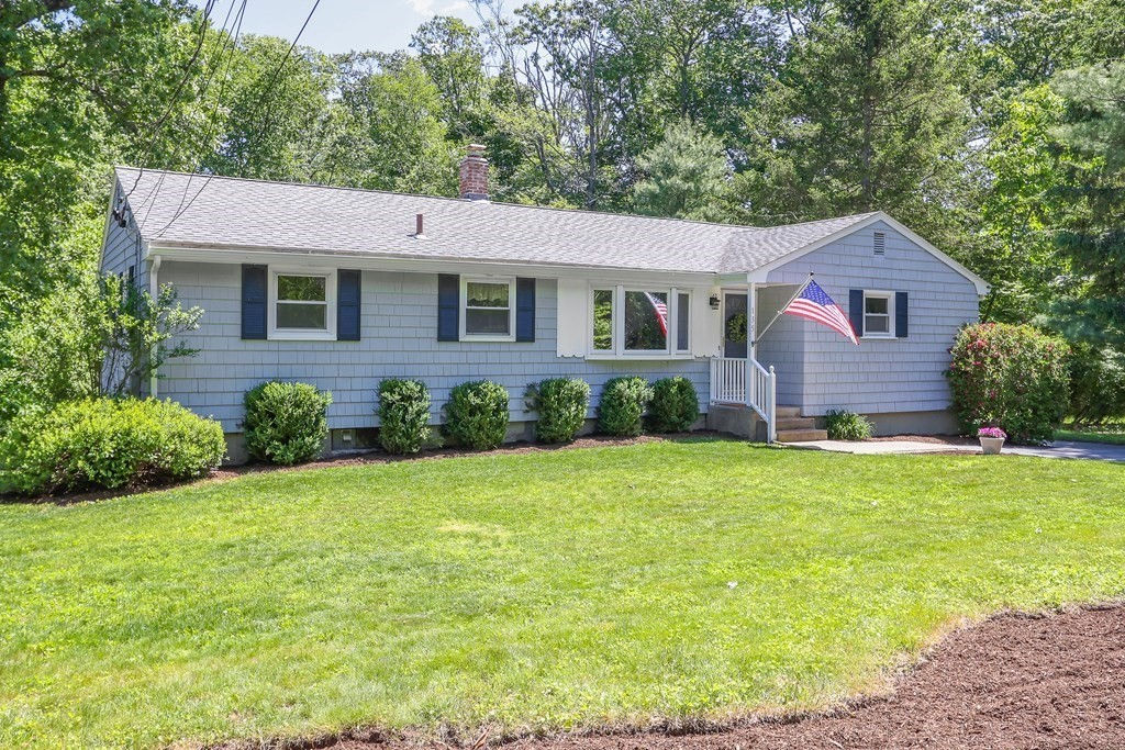 135 Oak Street, Holliston, MA 01746