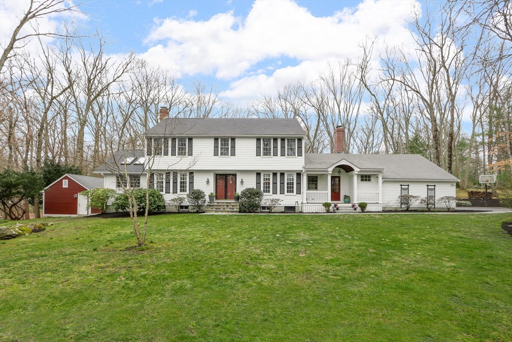 36 Ivy Lane, Sherborn, MA 01770