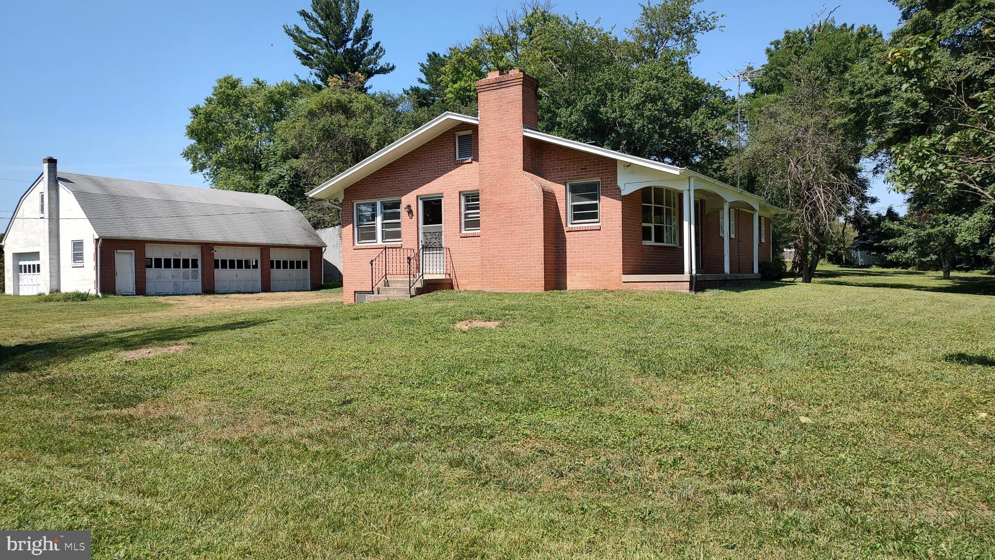 9915 Moxley Road, Damascus, MD 20872 is now new to the market!