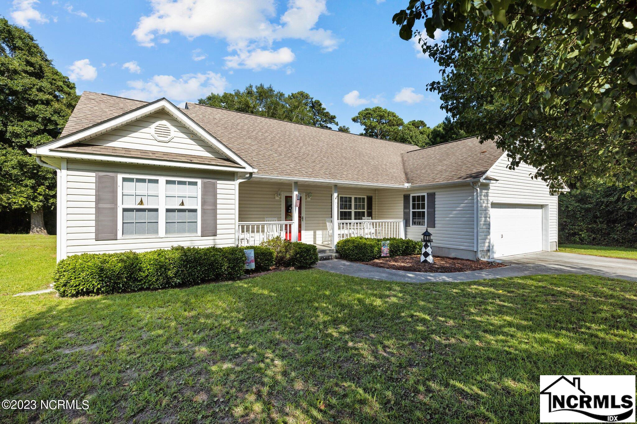 170 Barrington Ridge, Bogue, NC 28570