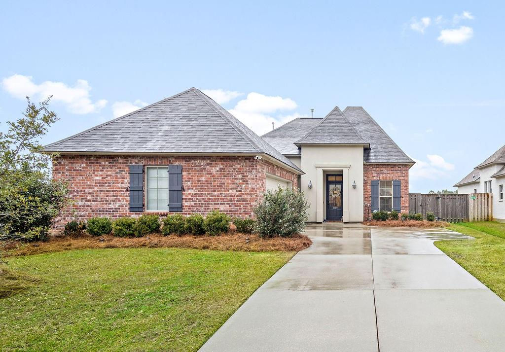 3120 Lost Lake Lane, Madisonville, LA 70447