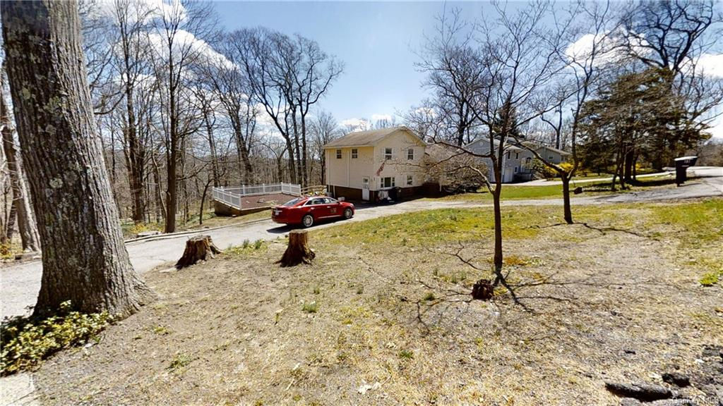 88 E Lovell Street, Mahopac, NY 10541