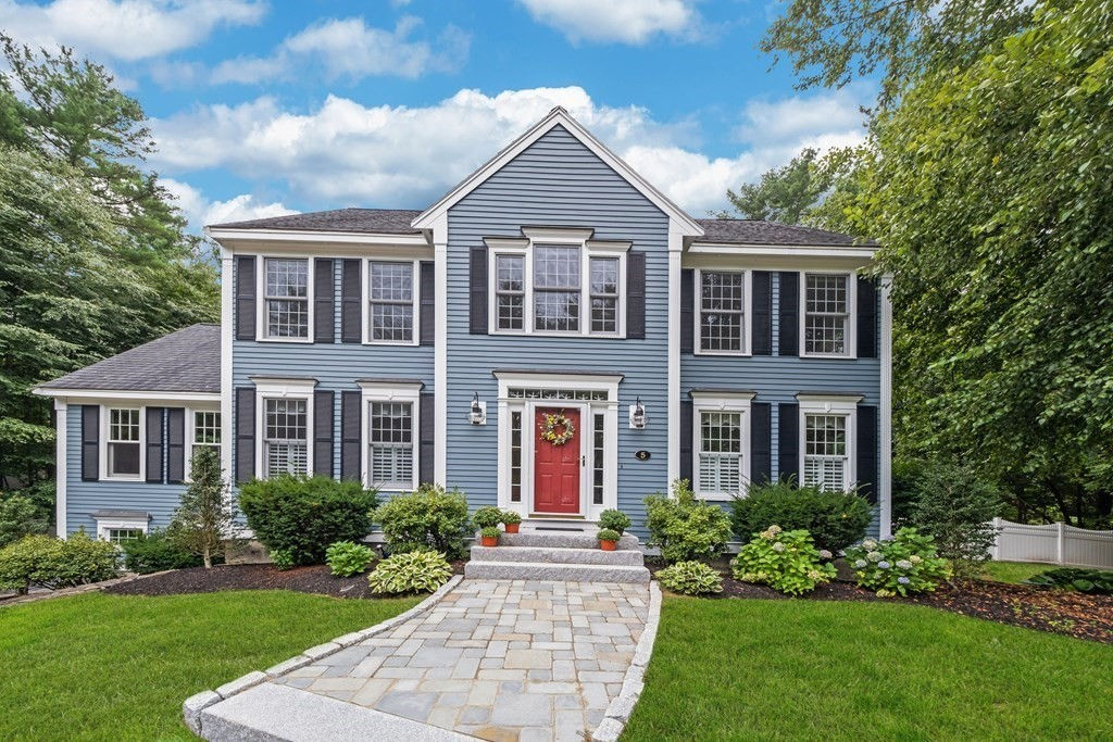 5 Stone Row Ln, Georgetown, MA 01833