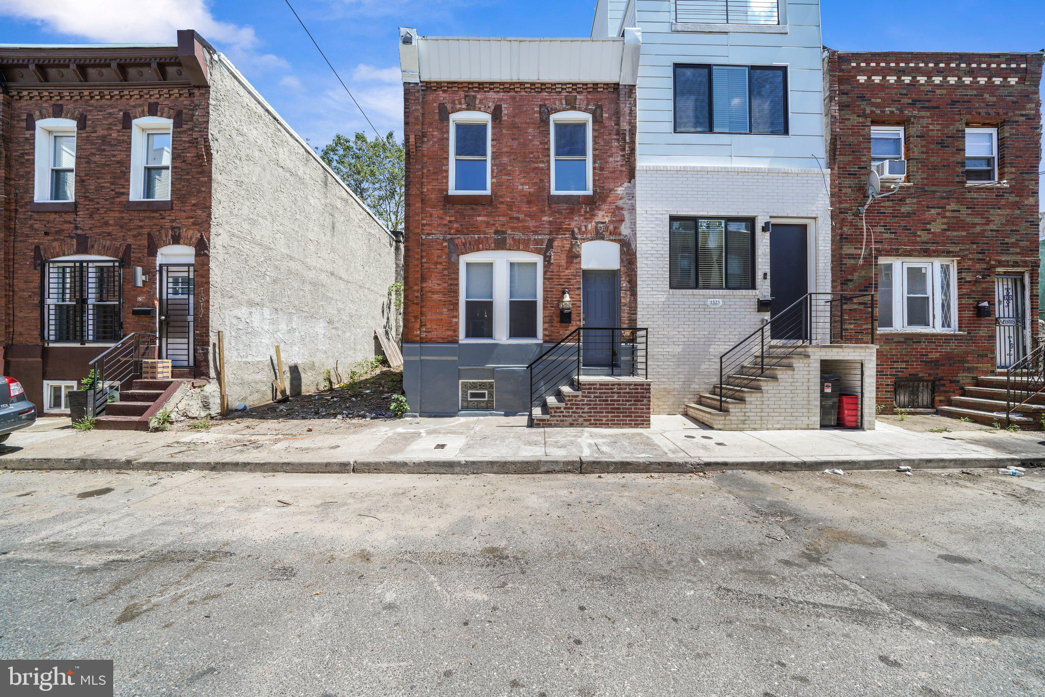 1521 S Taney Street, Philadelphia, PA 19146 is now new to the market!