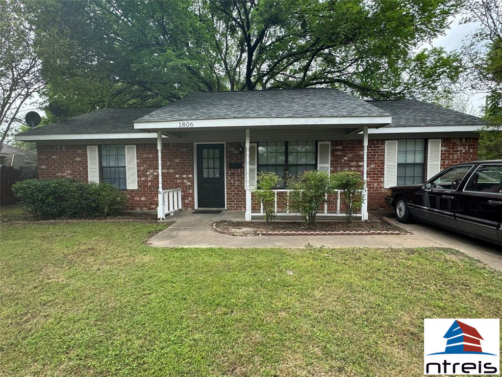 1806 S Clay Street, Kaufman, TX 75142