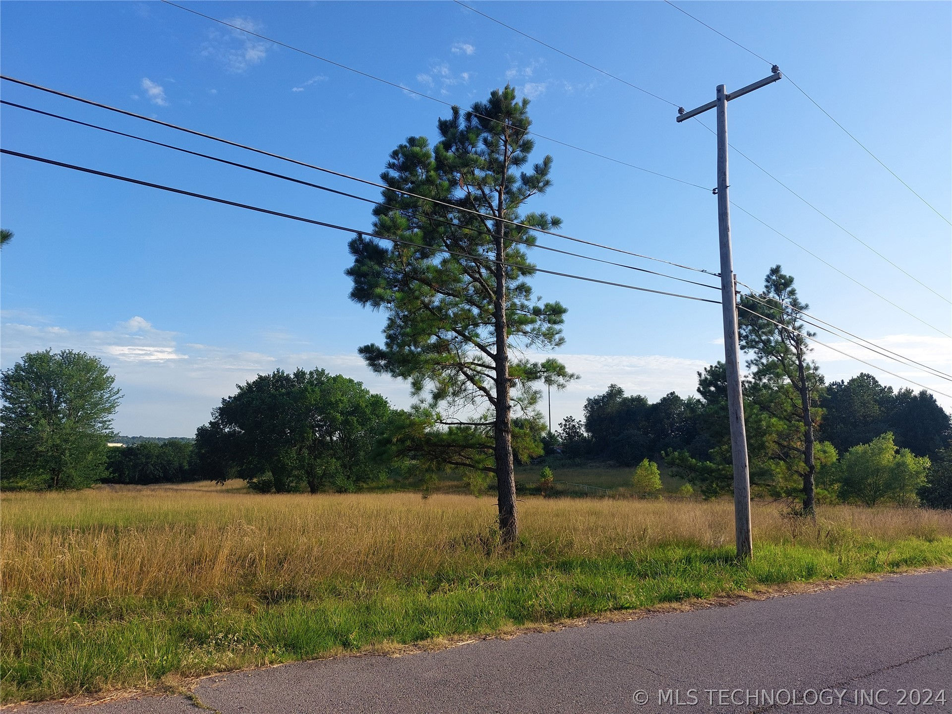 10-20-12 w/2 Se Se NE Less Rd Street North, Osage, OK 74126