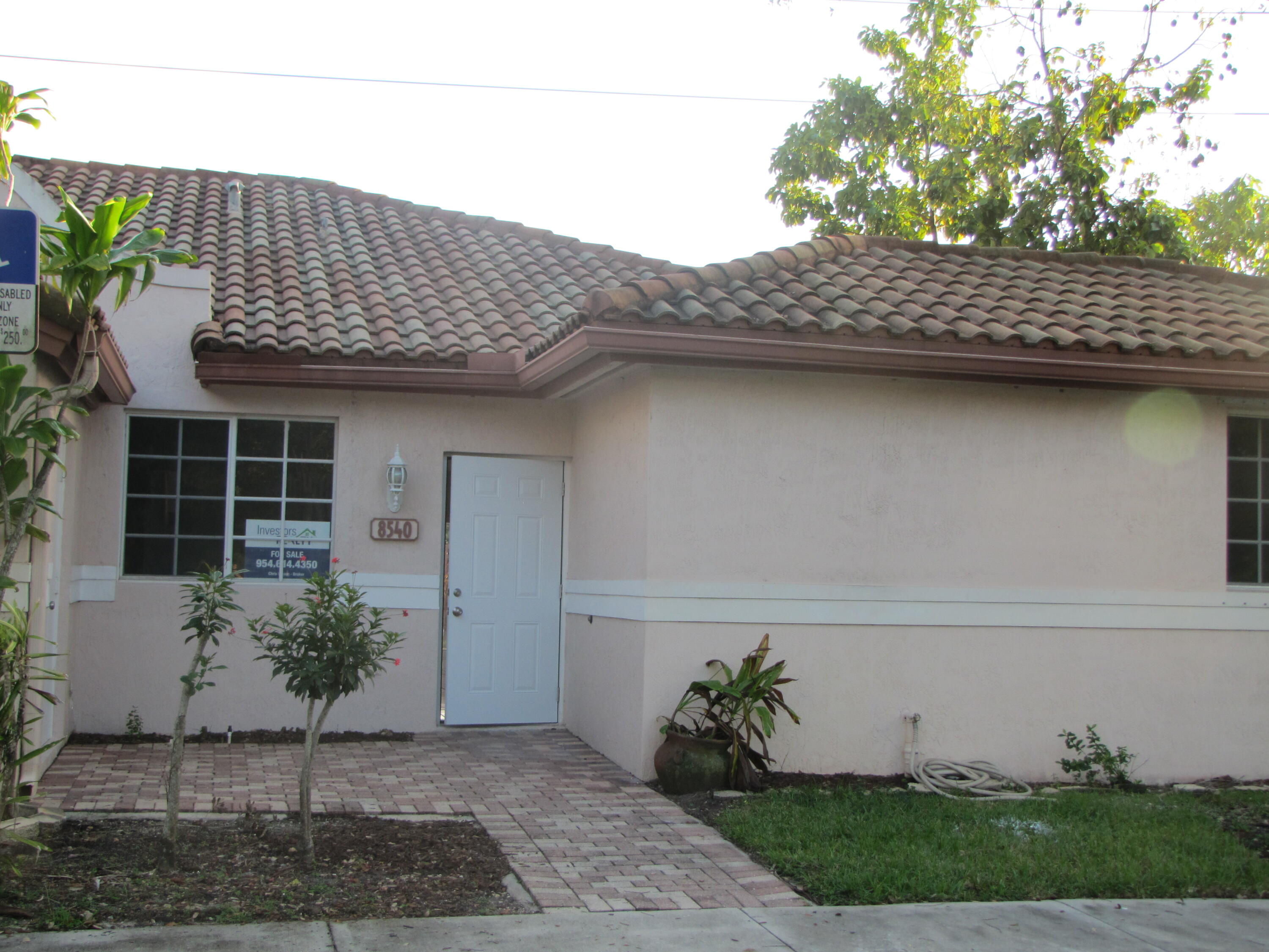 8540 nw 31 Court, Sunrise, FL 33351