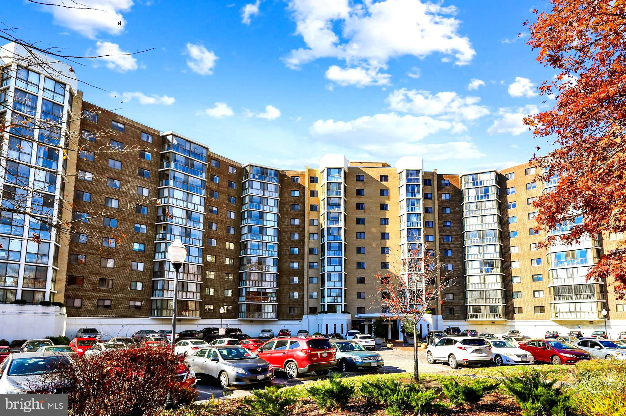 15115 Interlachen Drive 3-123, Silver Spring, MD 20906