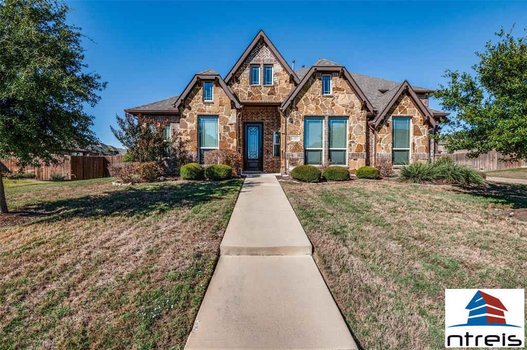 1105 Dover Place, Desoto, TX 75115