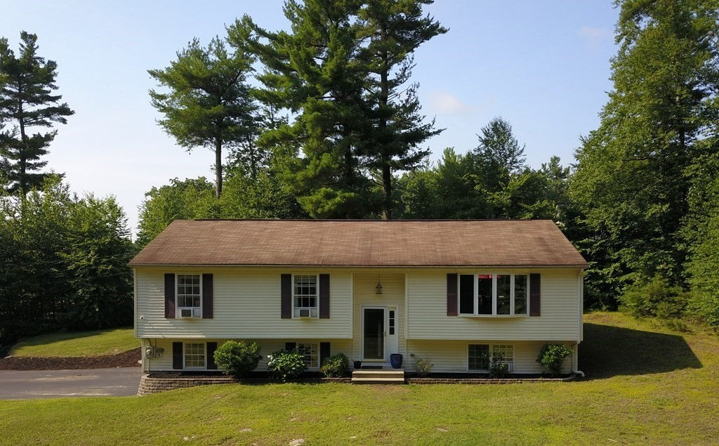 24 Joel Scott Drive, Holden, MA 01520