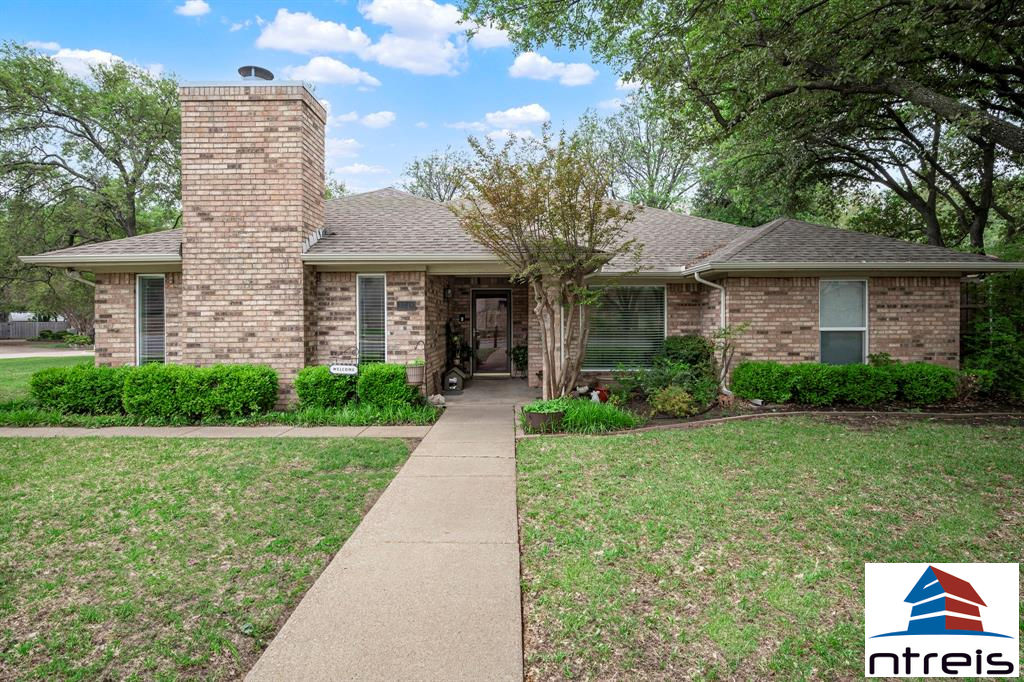 3348 Brookhaven Club Drive, Farmers Branch, TX 75234