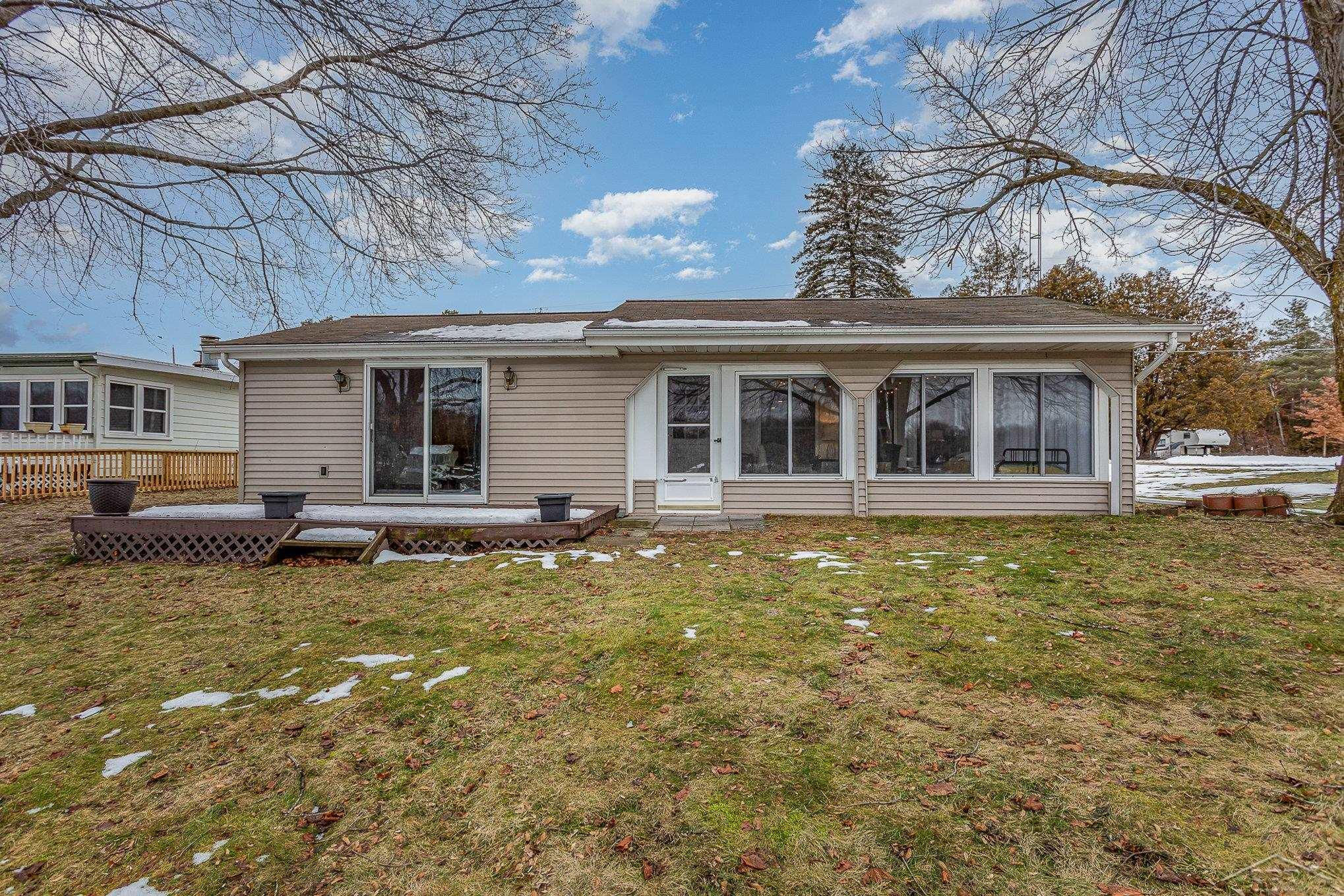 1023 Mckimmy, Beaverton, MI 48612 is now new to the market! - Polly and