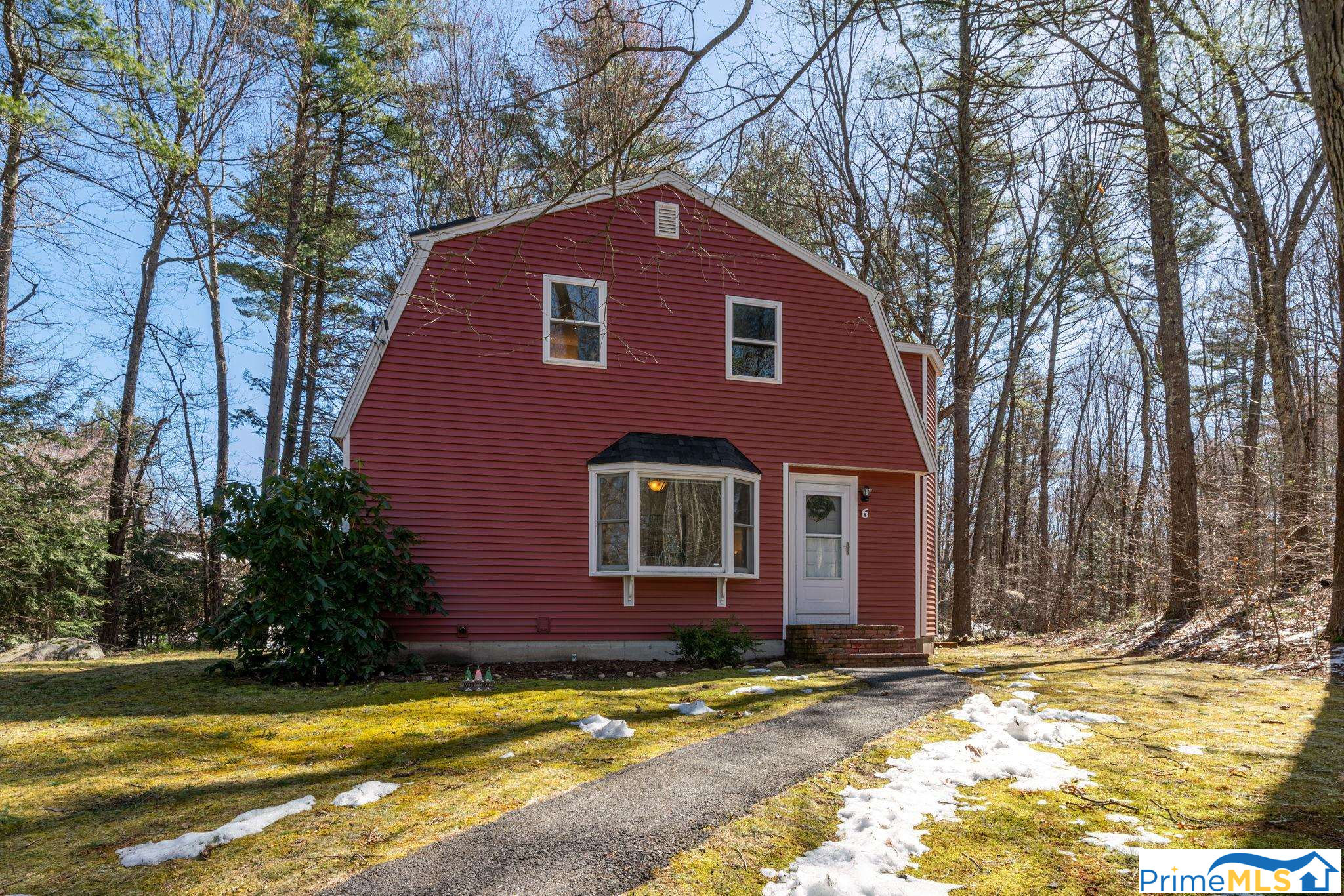 6 Sheldon Road, Derry, NH 03038