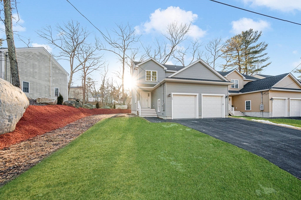 22 Arthur Drive 22, Northbridge, MA 01588