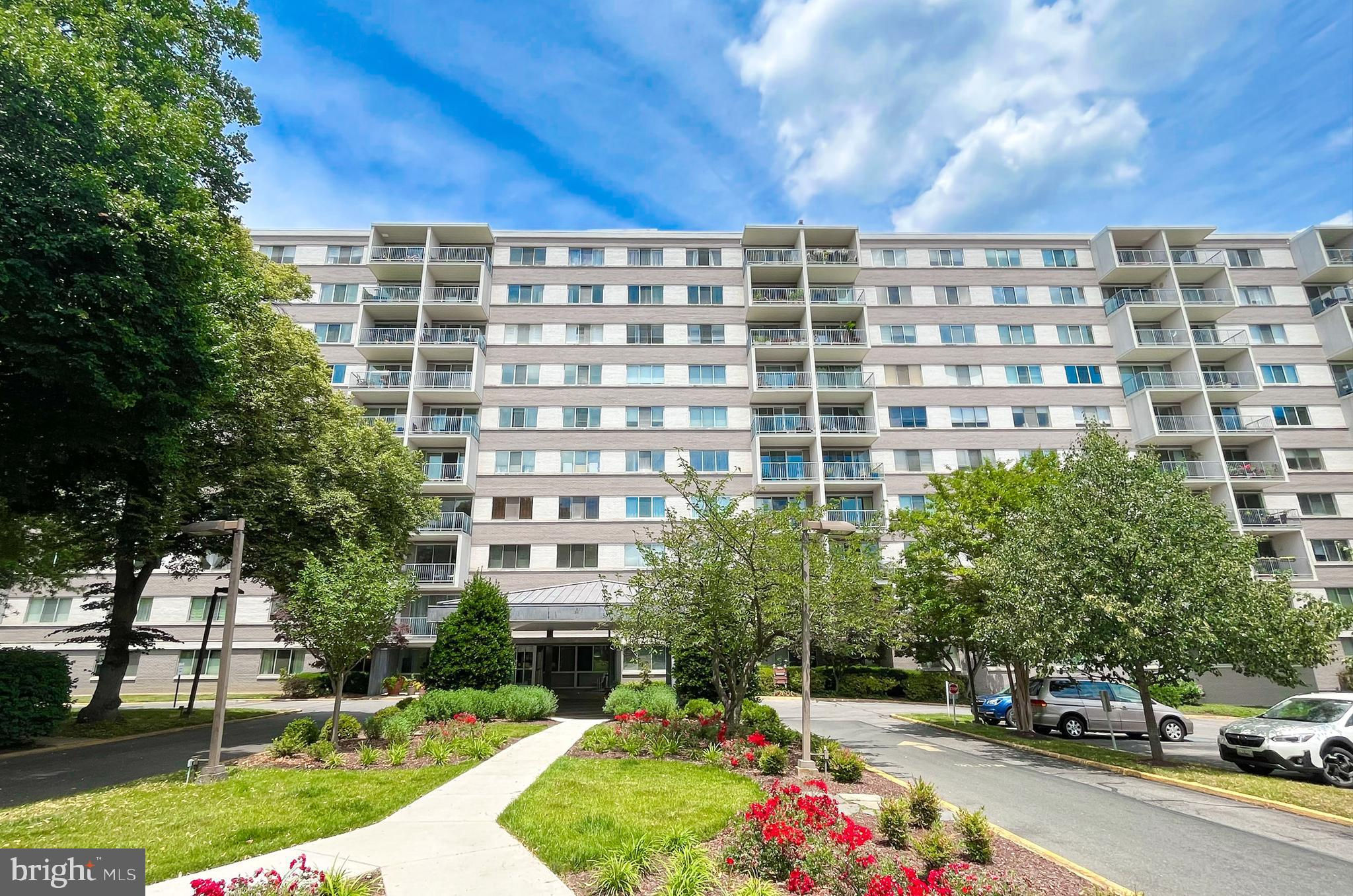 4977 Battery Lane 1-719, Bethesda, MD 20814