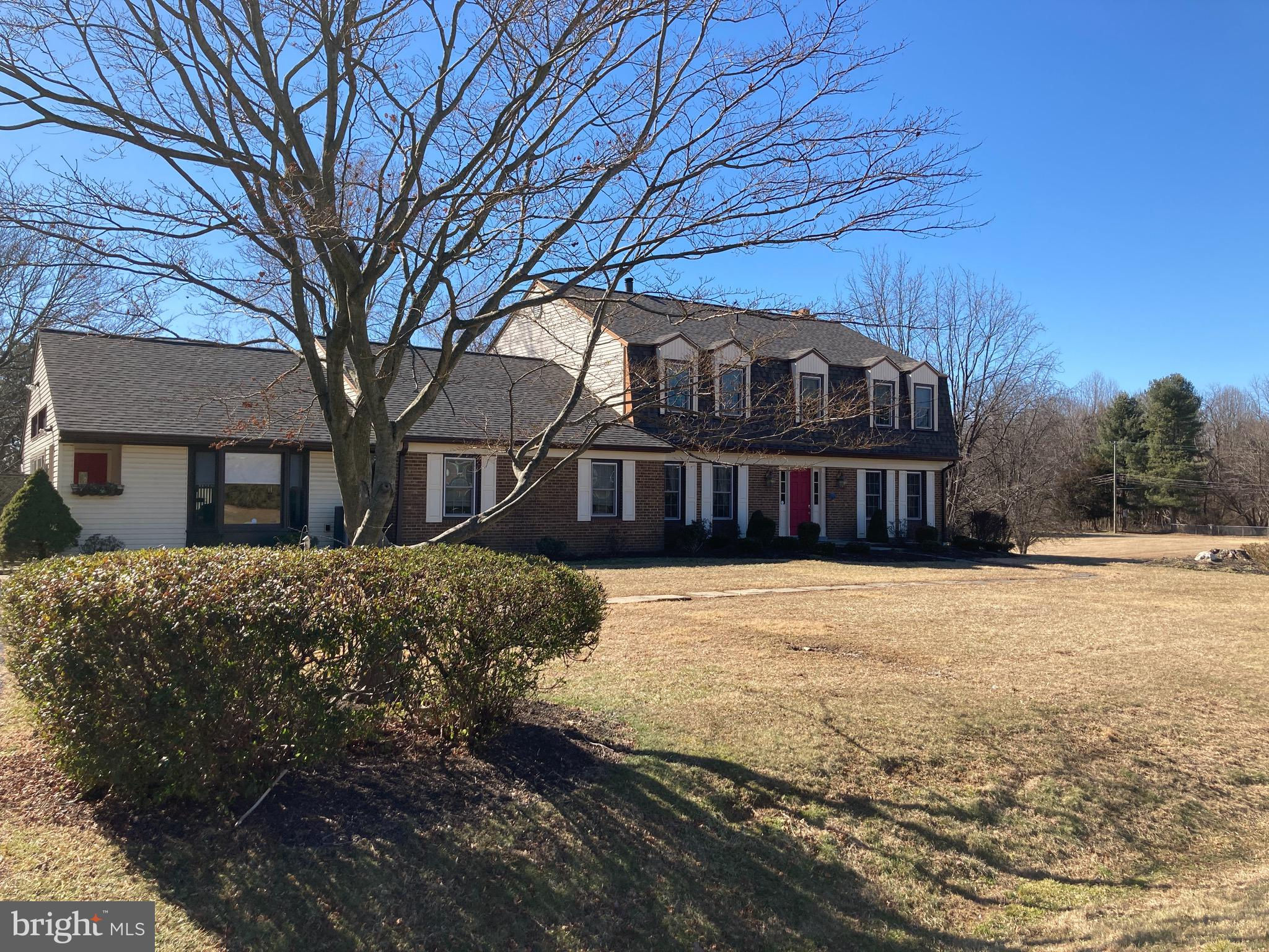 18204 Hollingsworth Drive, Derwood, MD 20855