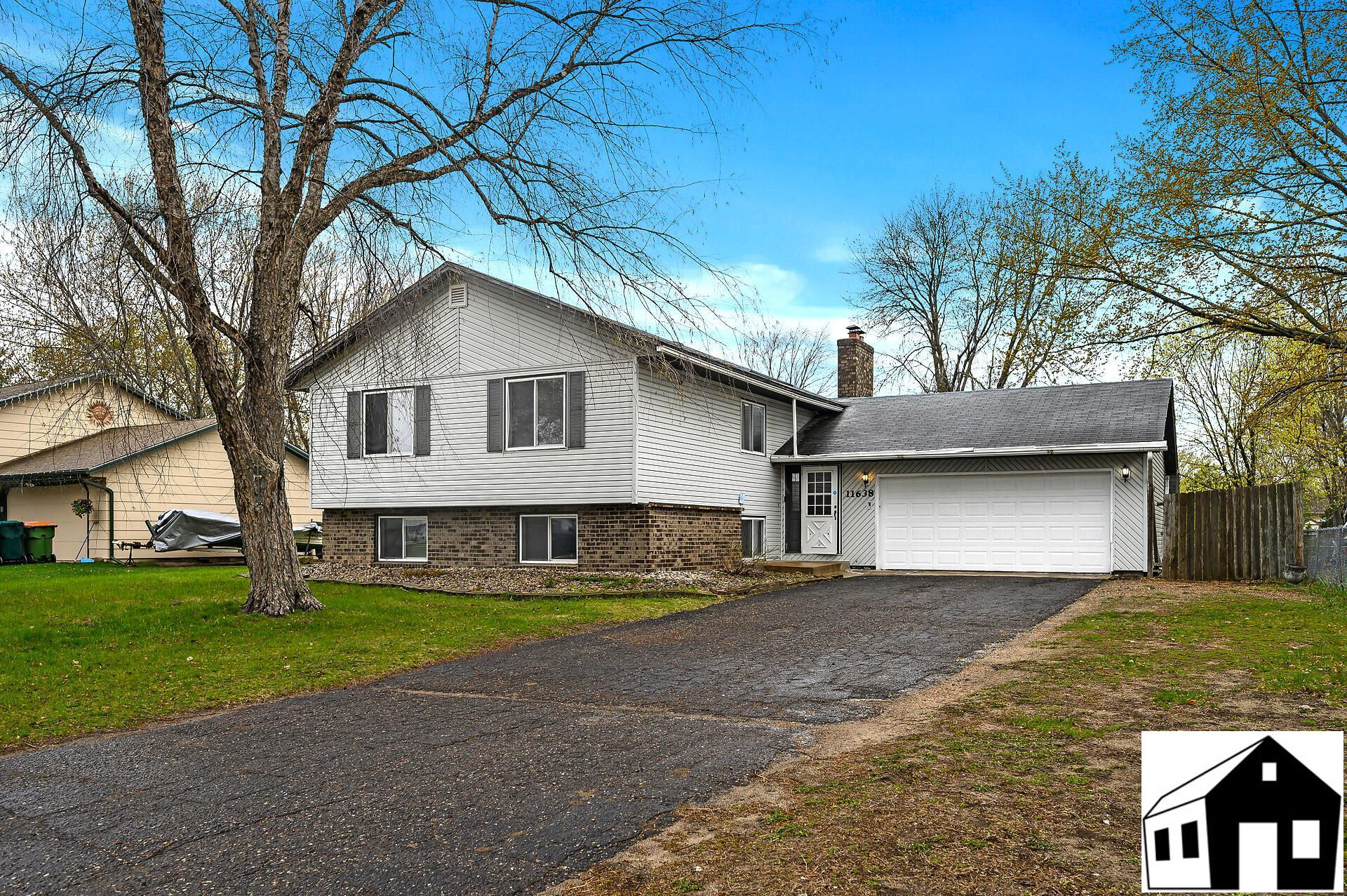 11638 Narcissus Street nw, Coon Rapids, MN 55433