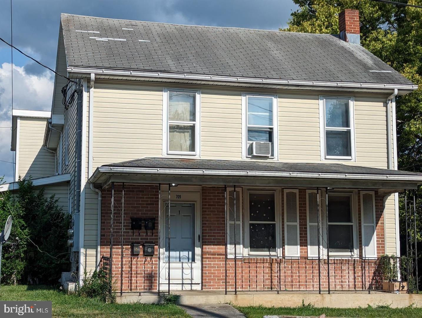 Another Property Rented - 709 High N 3, Martinsburg, WV 25404