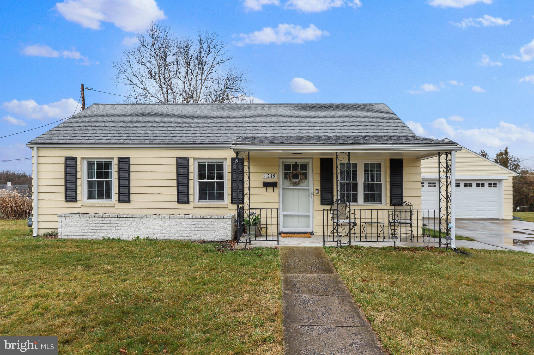 1215 Glenwood Avenue, Hagerstown, MD 21742