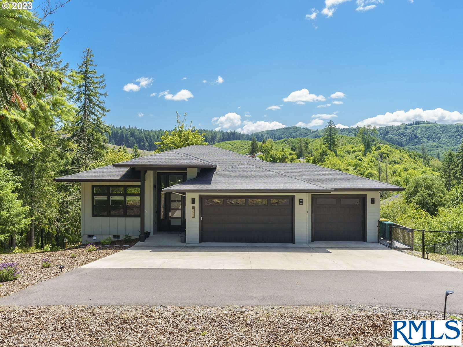 50322 Briarwood CT, Scappoose, OR 97056