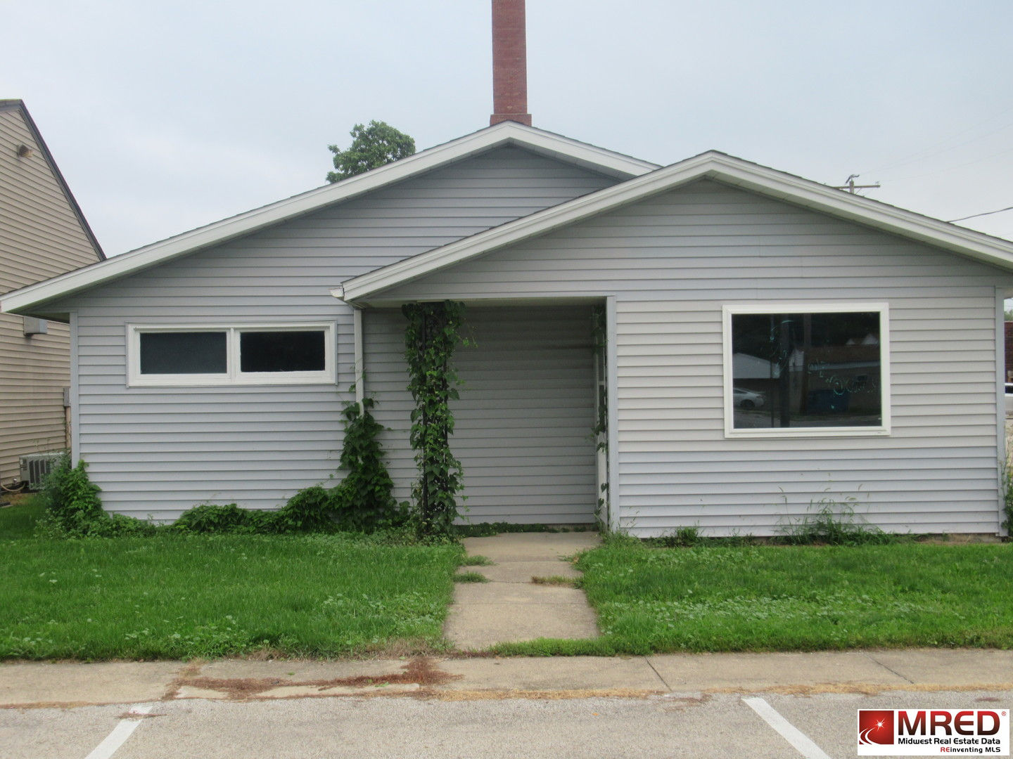 101 W South Street, Flanagan, IL 61740