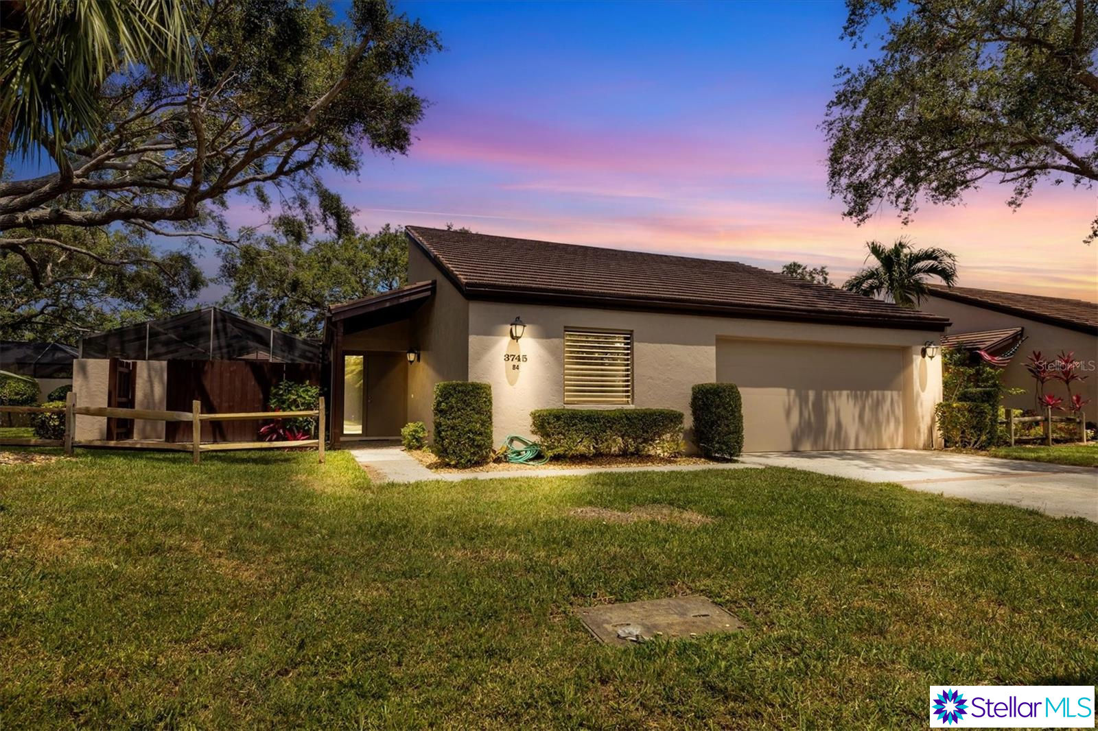 3745 Glen Oaks Manor Drive, Sarasota, FL 34232