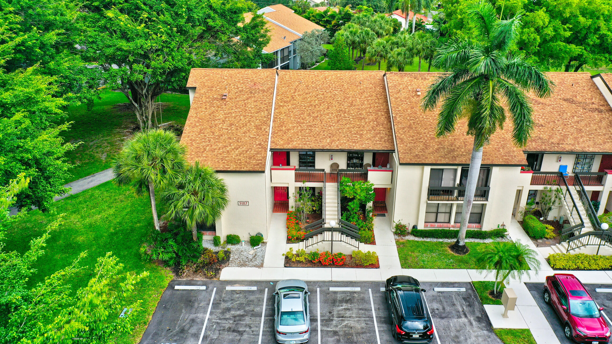 5187  Oak Hill Lane   611, Delray Beach, FL 33484