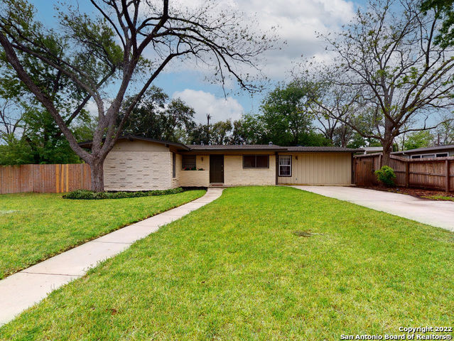 2830 Knight Robin Dr, San Antonio, TX 78209