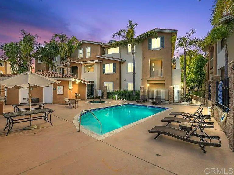 13009 Evening Creek Drive 11, San Diego, CA 92128