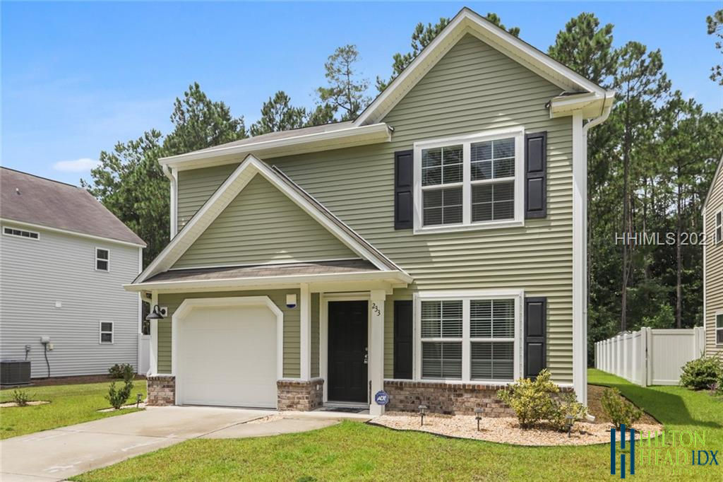 233 Turkey Oak Dr, Bluffton, SC 29910