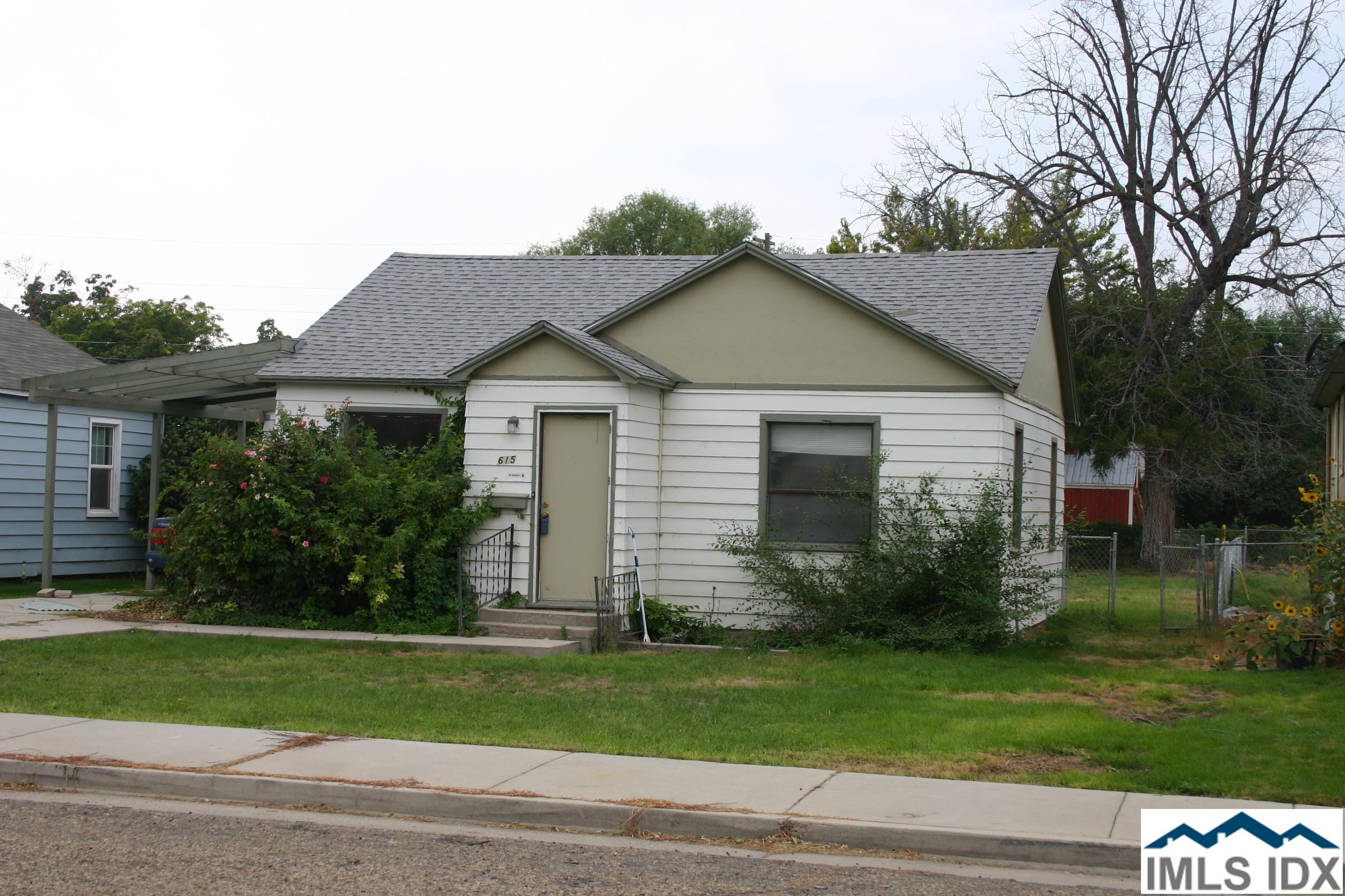 615 S Diamond St, Nampa, ID 83686