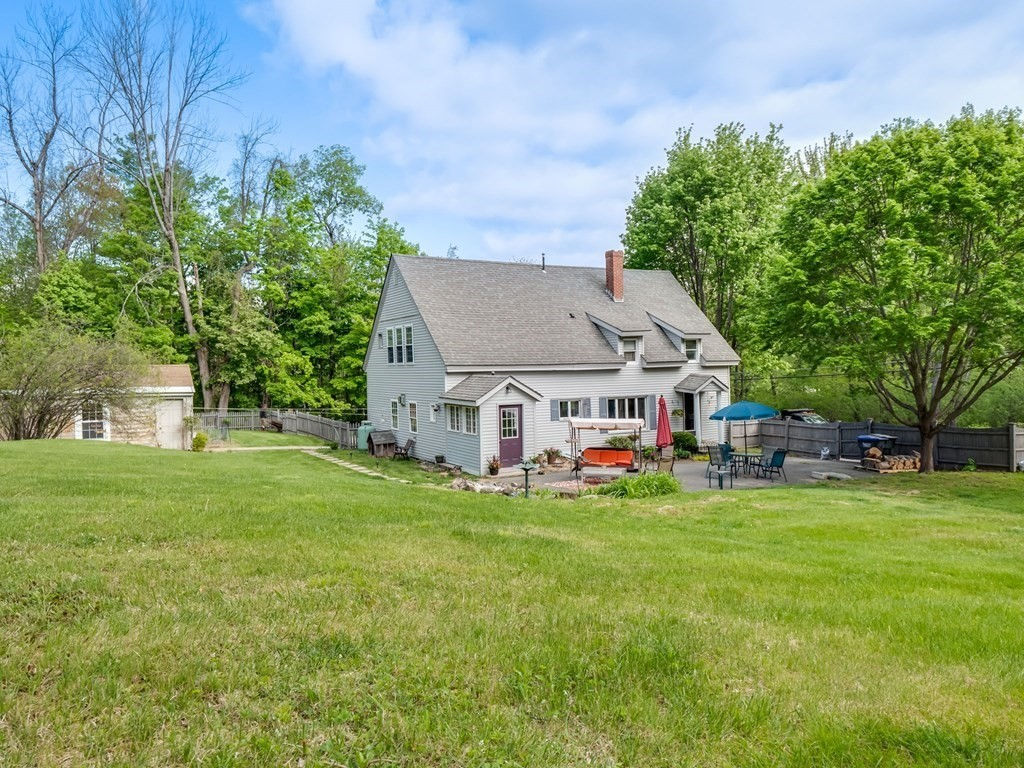 59 Hubbardston Road, Templeton, MA 01468