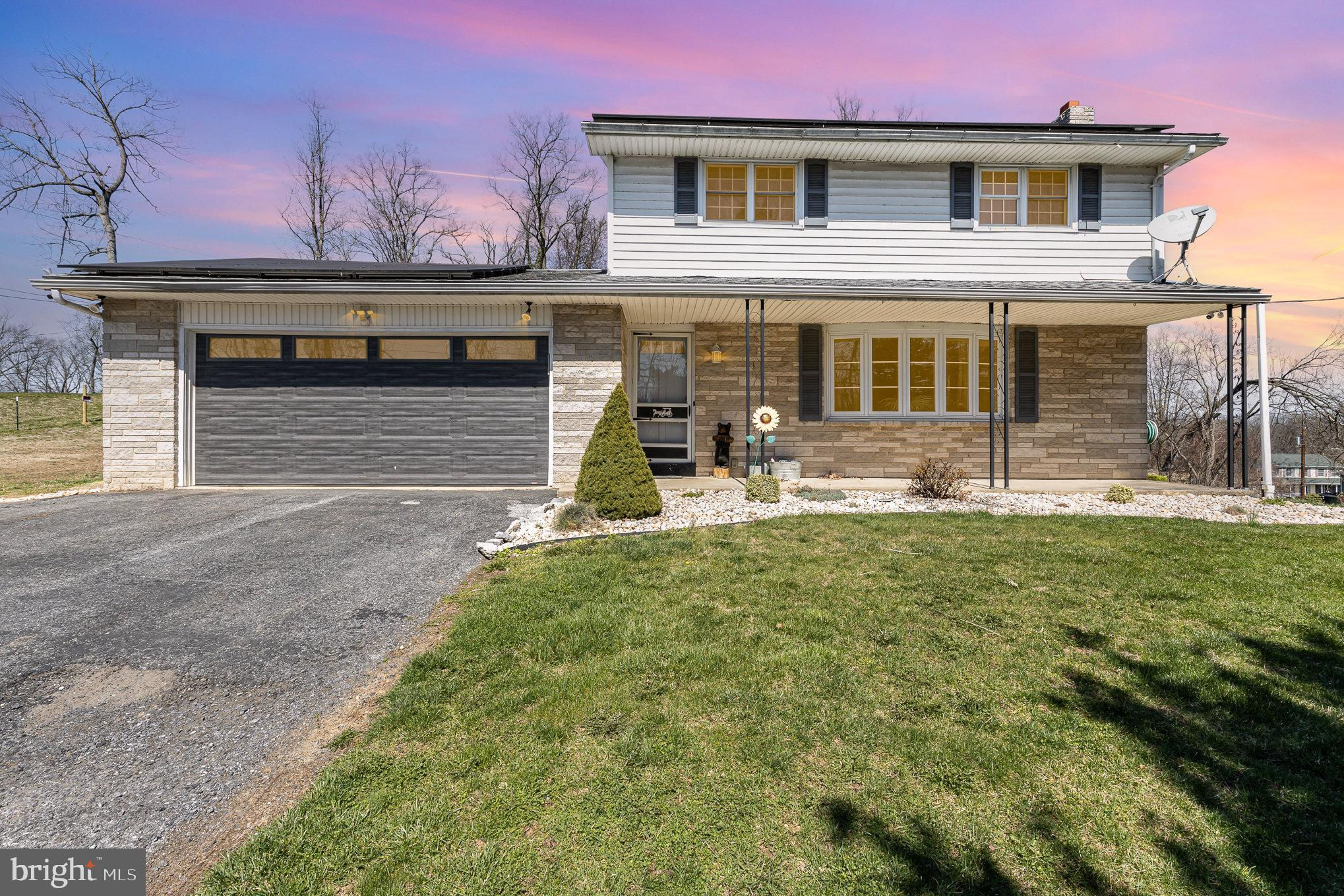 1424 W Trindle Road, Carlisle, PA 17015 is now new to the market!