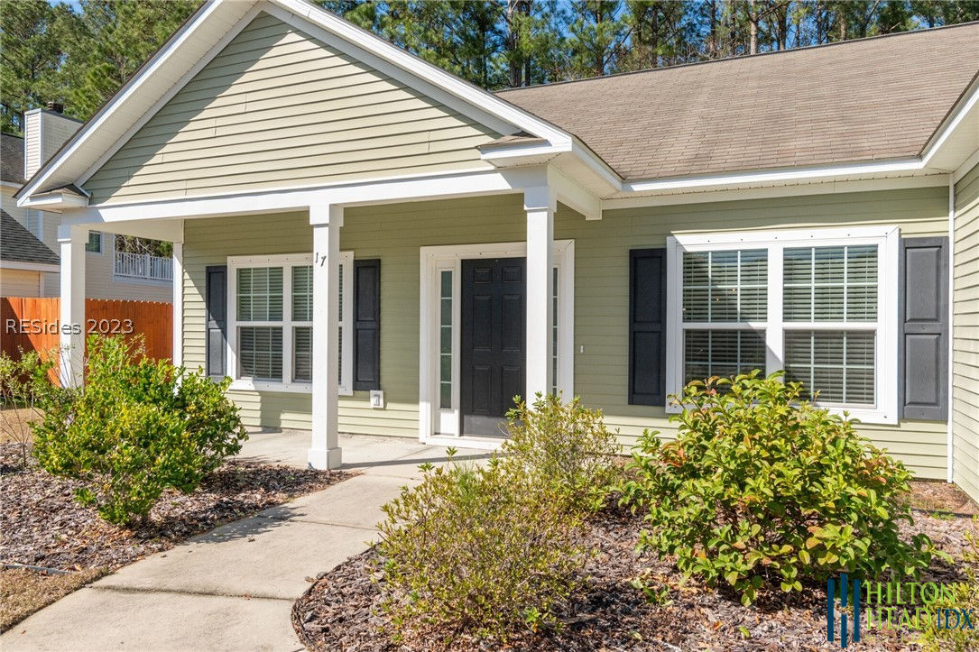 17 Savannah Oak Drive, Bluffton, SC 29910