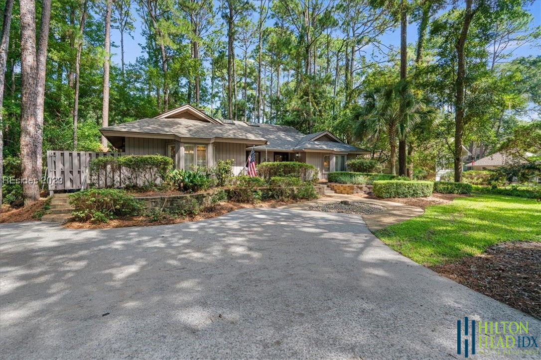 16 Wood Duck Rd, Hilton Head Island, SC 29928