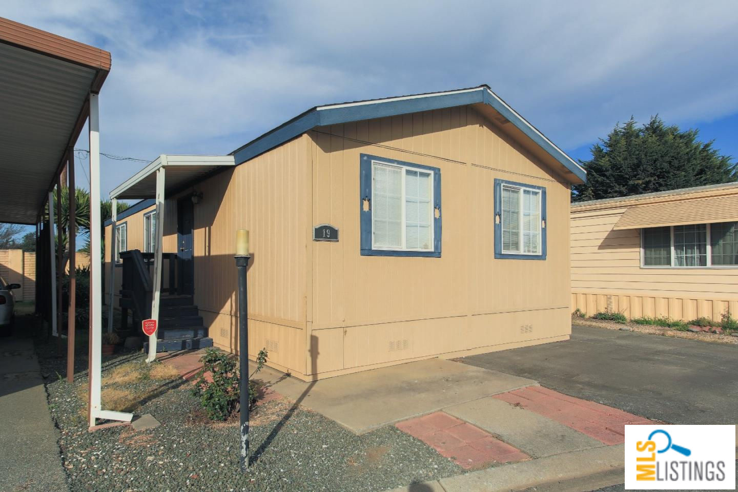 55 San Juan Grade Rd 19, Salinas, CA 93906