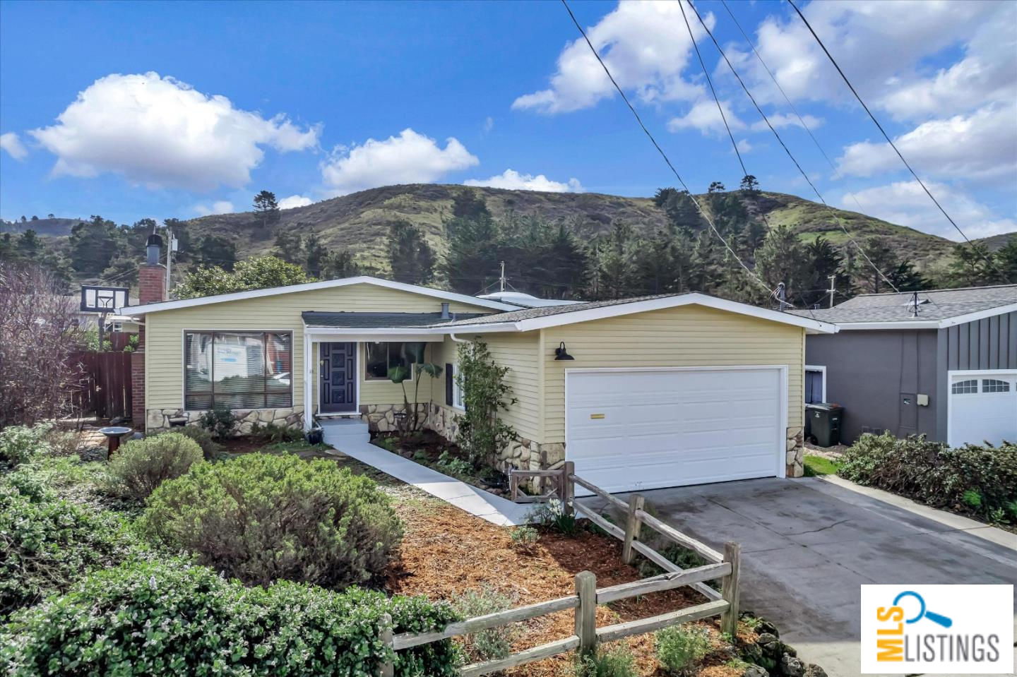 316 Greenway Dr, Pacifica, CA 94044