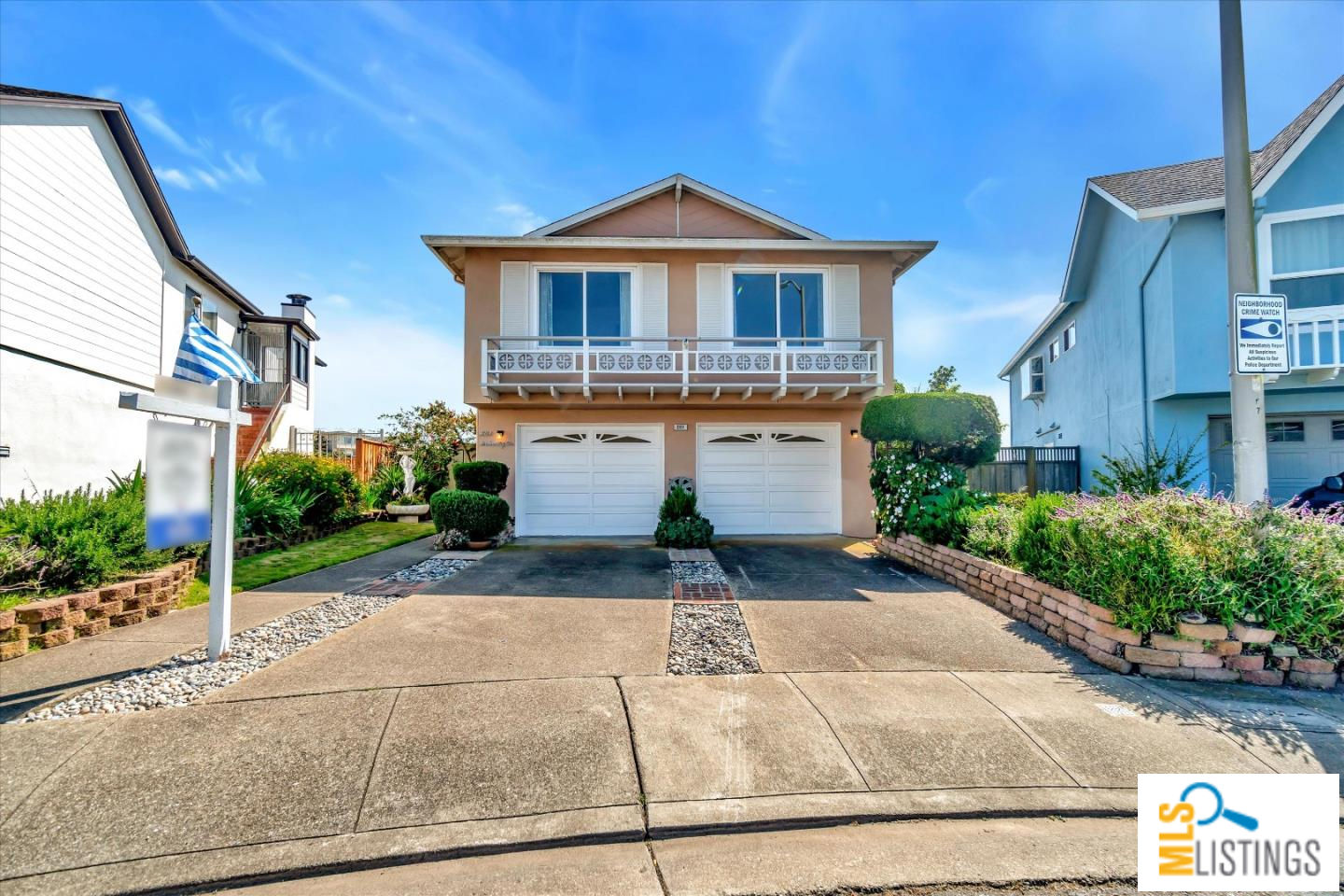 201 Golden Bay Dr, Pacifica, CA 94044