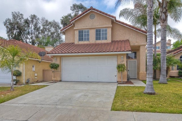 1525 Promontory Ridge Way, Vista, CA 92081