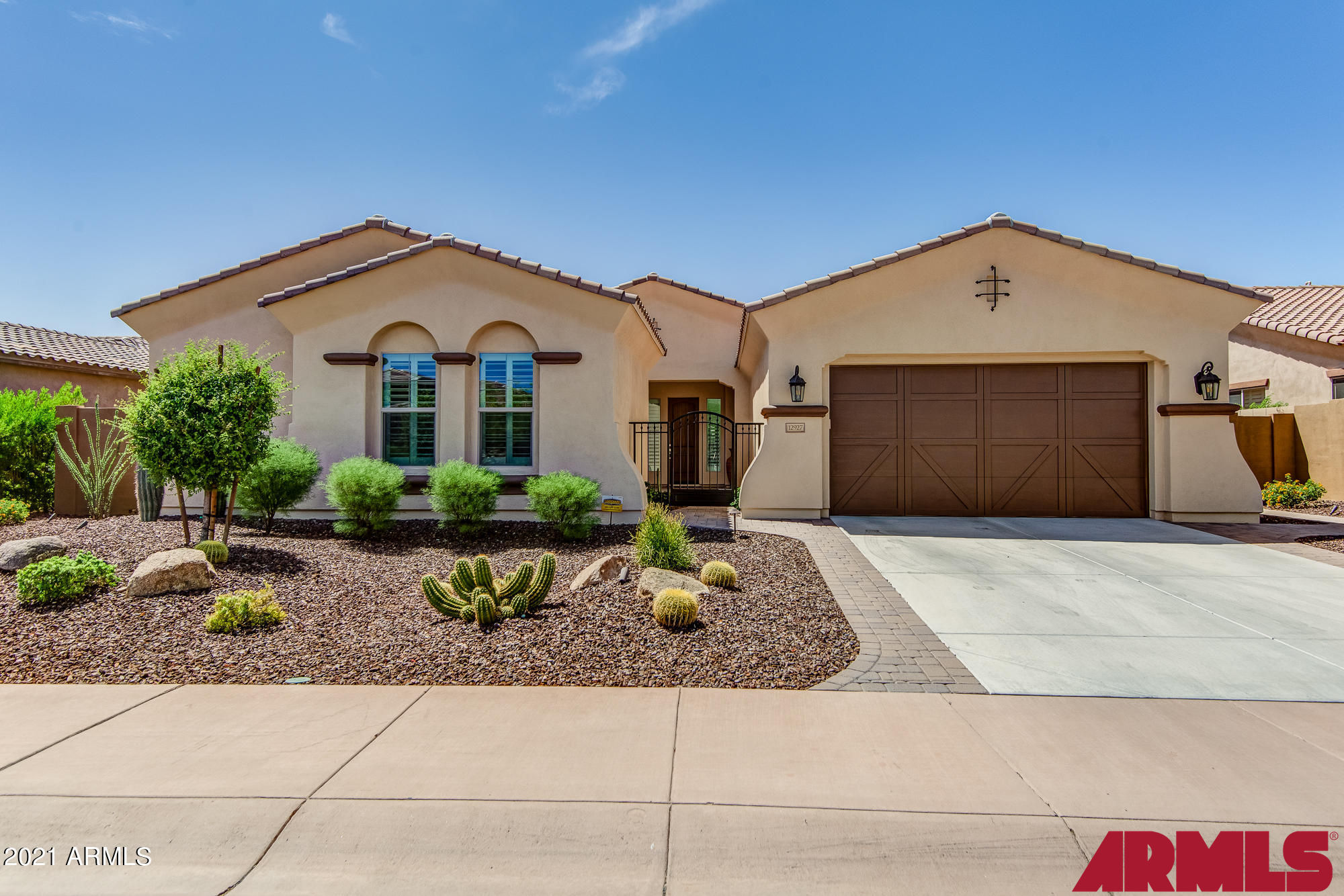 12927 W Calle DE Sol, Peoria, AZ 85383