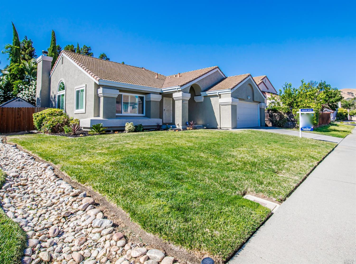 654 Laurelwood Circle, Vacaville, CA 95687