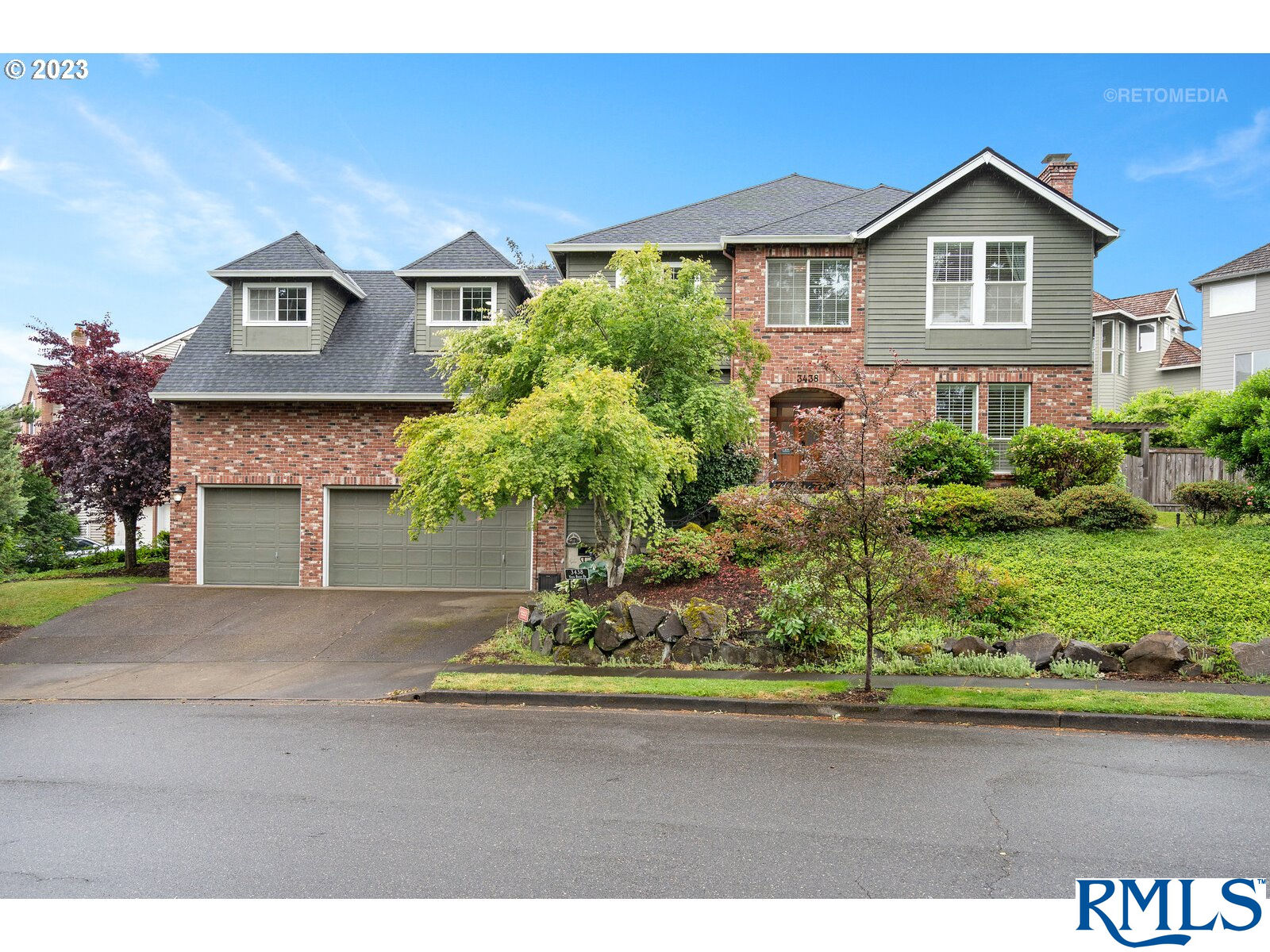 3438 Vista Ridge Dr, West Linn, OR 97068